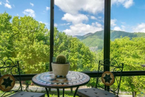 Modern, Sleeps 6, Amazing Views Maggie Valley
